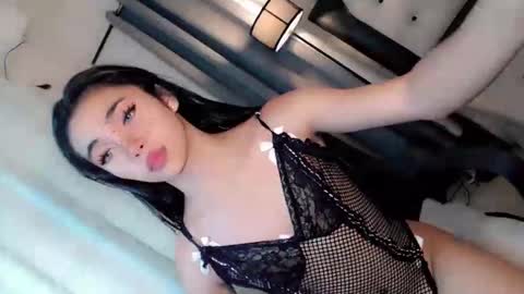 Snapshot of call_me_nina chatting on 06/03/26, 01:30 call_me_nina online show from 06/03/26, 01:30