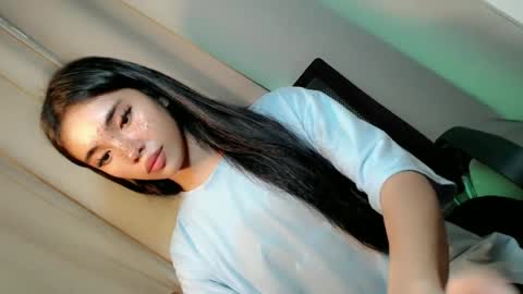 Snapshot of call_me_nina chatting on 06/12/26, 03:38 call_me_nina online show from 06/12/26, 03:38
