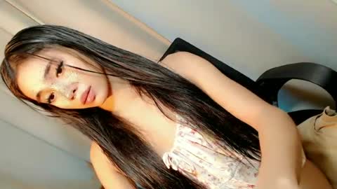 Snapshot of call_me_nina chatting on 06/13/26, 10:46 call_me_nina online show from 06/13/26, 10:46
