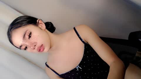 Snapshot of call_me_nina chatting on 07/02/26, 02:11 call_me_nina online show from 07/02/26, 02:11