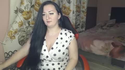 Snapshot of call_me_shaya chatting on 01/27/25, 05:04 Shaya online show from 01/27/25, 05:04