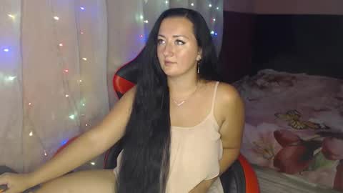 Snapshot of call_me_shaya chatting on 09/27/25, 03:17 Shaya online show from 09/27/25, 03:17