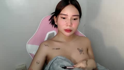 Snapshot of callme_remaxxx7 chatting on 03/31/26, 05:30 Rema online show from 03/31/26, 05:30