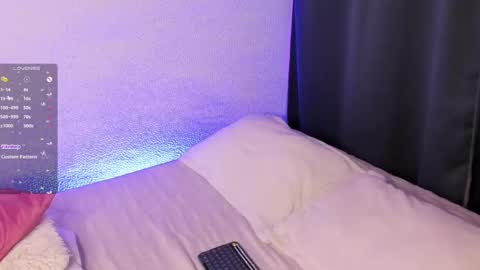 Snapshot of callme_val chatting on 02/23/25, 02:29 Val online show from 02/23/25, 02:29