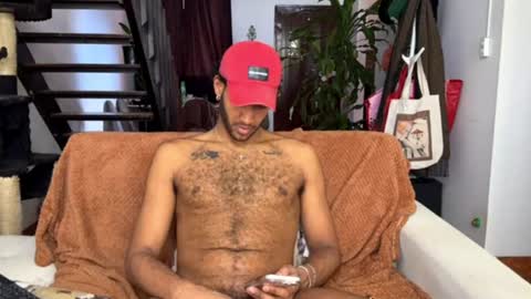 Snapshot of callmeby_lebron chatting on 07/08/26, 04:22 LeBron online show from 07/08/26, 04:22