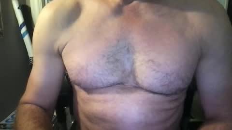 Snapshot of callum5555 chatting on 10/21/25, 07:20 callum5555 online show from 10/21/25, 07:20