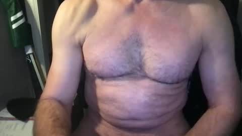Snapshot of callum5555 chatting on 11/23/25, 01:55 callum5555 online show from 11/23/25, 01:55