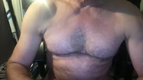 Snapshot of callum5555 chatting on 01/06/26, 01:42 callum5555 online show from 01/06/26, 01:42