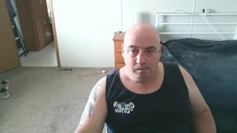 Snapshot of calvin420420 chatting on 04/20/26, 08:21 longjohn74 online show from 04/20/26, 08:21