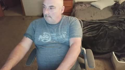 Snapshot of calvin420420 chatting on 04/27/26, 03:59 longjohn74 online show from 04/27/26, 03:59
