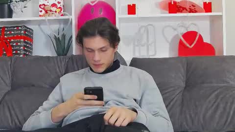 Snapshot of calvin_cay chatting on 02/15/25, 08:54 Calvin online show from 02/15/25, 08:54