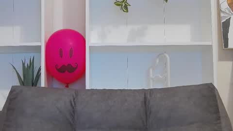 Snapshot of calvin_cay chatting on 02/21/25, 02:50 Calvin online show from 02/21/25, 02:50