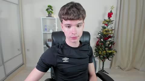 Hey I am Calvin  online show from 12/17/24, 10:11