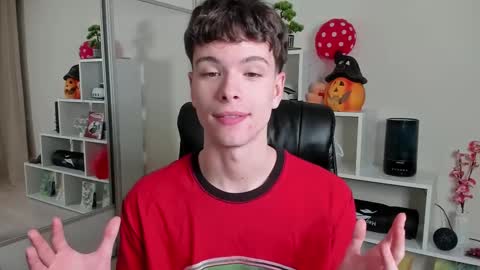 Hey I am Calvin  online show from 03/12/25, 07:06