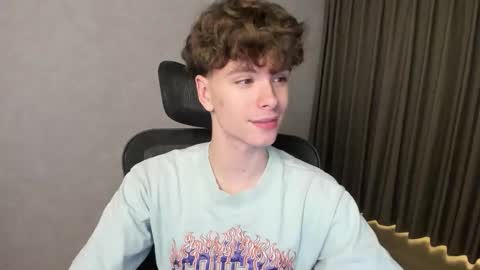 Snapshot of calvin_loves_you chatting on 02/09/26, 06:12 Hey I am Calvin online show from 02/09/26, 06:12