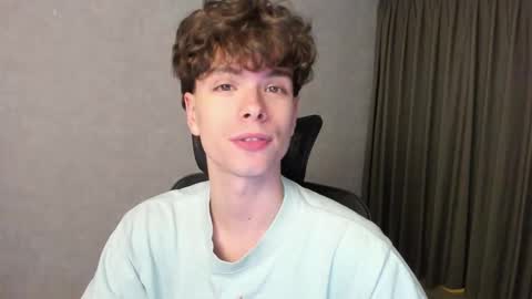 Snapshot of calvin_loves_you chatting on 02/10/26, 05:17 Hey I am Calvin online show from 02/10/26, 05:17