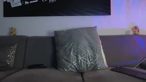 Calvin  online show from 01/11/25, 11:13