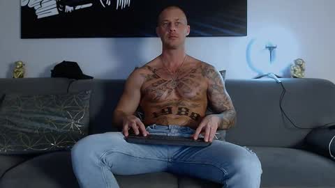 Calvin  online show from 01/19/25, 06:21