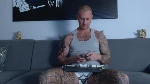 Calvin  online show from 01/27/25, 08:28