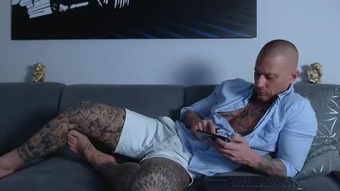 Calvin  online show from 02/06/25, 01:05