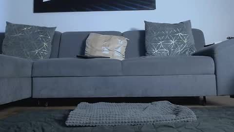 Calvin  online show from 02/16/25, 06:32