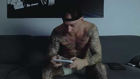 Calvin  online show from 09/10/25, 09:59