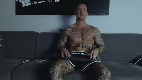 Calvin  online show from 09/11/25, 10:32