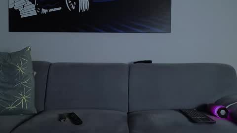 Calvin  online show from 10/05/25, 08:29