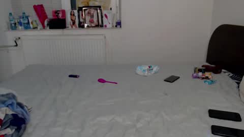 Snapshot of calvinjohnlad chatting on 02/14/25, 05:57 Calvinjohnlad online show from 02/14/25, 05:57