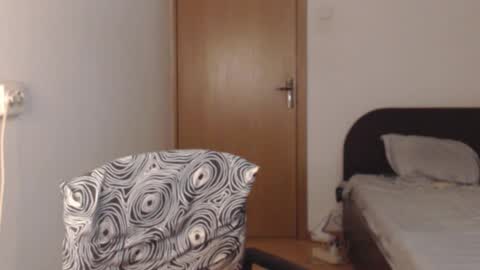 Calvinjohnlad online show from 12/22/25, 06:05