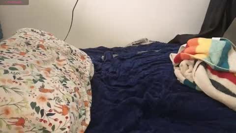 Snapshot of calypsocabal chatting on 10/07/25, 04:42 Calypso online show from 10/07/25, 04:42