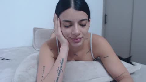 calyra_isme online show from 06/08/26, 02:28