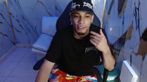 Snapshot of cam_xman chatting on 04/26/26, 04:15 cam_xman online show from 04/26/26, 04:15