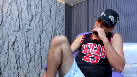 Snapshot of cam_xman chatting on 04/29/26, 02:37 cam_xman online show from 04/29/26, 02:37