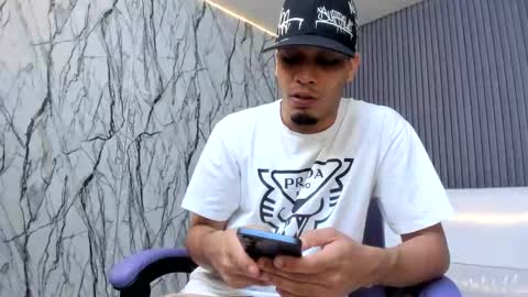 Snapshot of cam_xman chatting on 05/04/26, 12:56 cam_xman online show from 05/04/26, 12:56