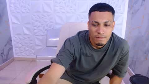 Snapshot of cam_xman chatting on 05/13/26, 02:09 cam_xman online show from 05/13/26, 02:09