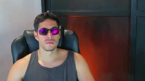 camara110 online show from 09/22/25, 09:39