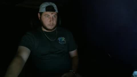 Snapshot of camcammerson chatting on 05/25/26, 05:02 camcammerson online show from 05/25/26, 05:02