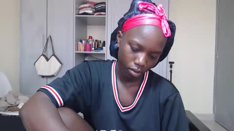 Princess online show from 12/16/24, 04:34