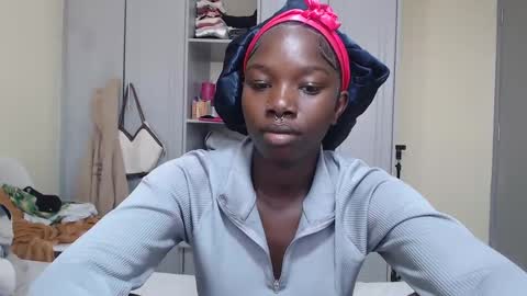 Princess online show from 12/28/24, 05:02