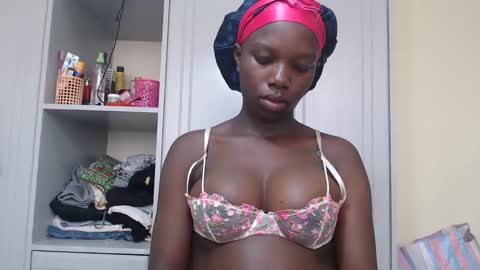 Princess online show from 03/05/25, 09:16