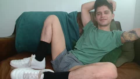 Snapshot of camdoattitude chatting on 12/19/24, 12:12 CamDoAttitude online show from 12/19/24, 12:12