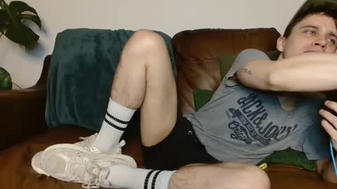 Snapshot of camdoattitude chatting on 12/20/24, 09:17 CamDoAttitude online show from 12/20/24, 09:17