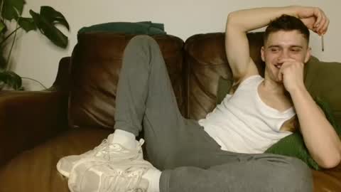 Snapshot of camdoattitude chatting on 01/21/25, 08:21 CamDoAttitude online show from 01/21/25, 08:21