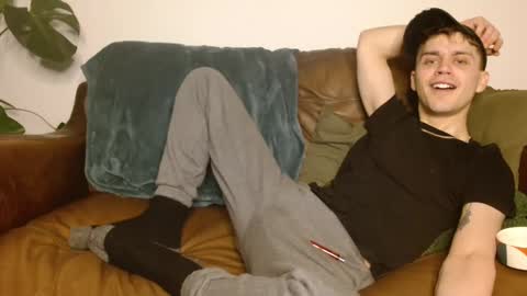 Snapshot of camdoattitude chatting on 02/05/25, 08:57 CamDoAttitude online show from 02/05/25, 08:57