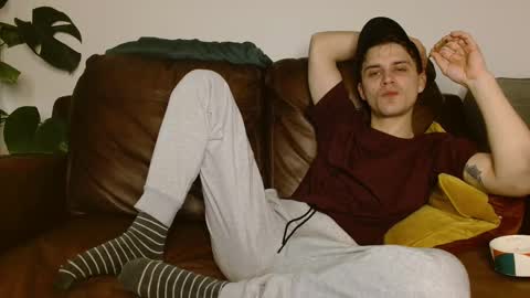 Snapshot of camdoattitude chatting on 02/18/25, 09:09 CamDoAttitude online show from 02/18/25, 09:09