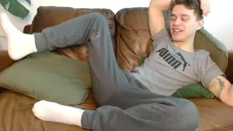 Snapshot of camdoattitude chatting on 02/25/25, 12:24 CamDoAttitude online show from 02/25/25, 12:24