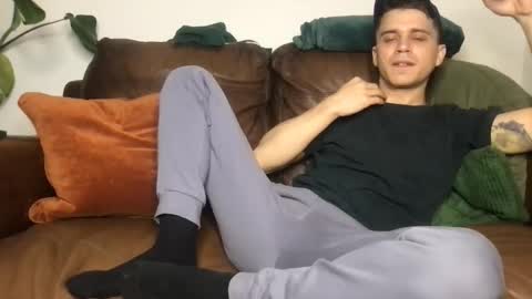 Snapshot of camdoattitude chatting on 10/05/25, 09:34 CamDoAttitude online show from 10/05/25, 09:34