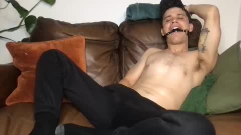 Snapshot of camdoattitude chatting on 10/24/25, 11:12 CamDoAttitude online show from 10/24/25, 11:12