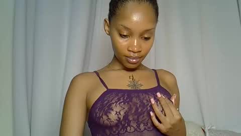camelised_lilly online show from 05/03/26, 09:54